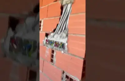 صورة مصغرة من فيديو تأسيس وتمديد كهرباء الفلل في الباحة